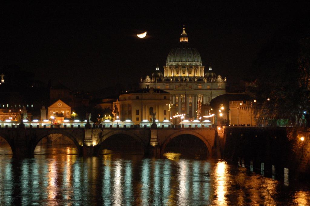 Vatican Skyline Rome Exterior photo